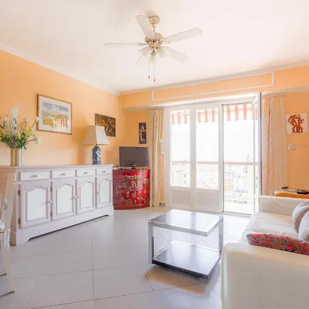 公寓 La Du Cap By Interhome *